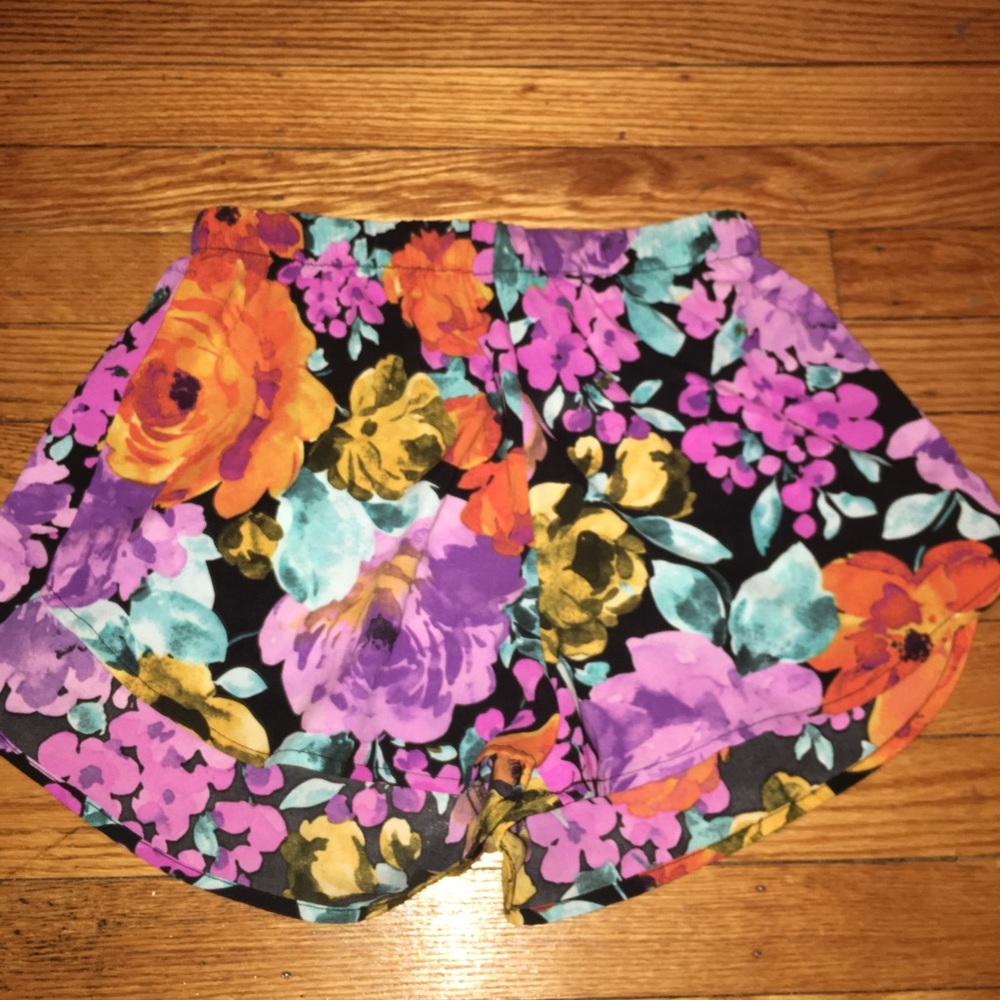 Colorful floral flowy shorts